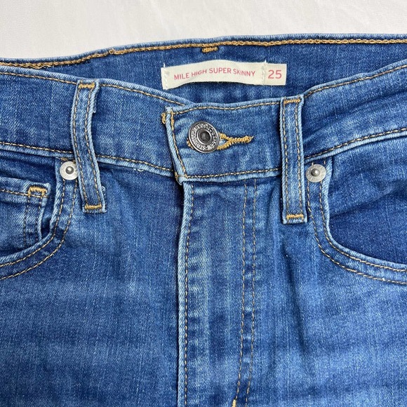 Levi's Women's Mile High Super Skinny Jeans Distressed Size 25 - Picture 6 of 9